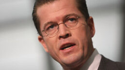 Guttenberg: &lsquo;Let&rsquo;s Take a Stand for Our Culture&rsquo;