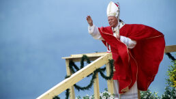 Pope John Paul <span class="smallcaps">II </span>Had a Vision of Islam Invading Europe