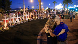 Donations for Las Vegas Victims Falling Short Because &lsquo;Blood Touches Blood&rsquo;