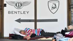 One of the World&rsquo;s Richest Cities Now Filthier Than a Third-World Slum