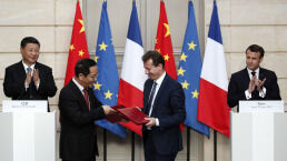 China&rsquo;s Xi Signs Deals With Europe Worth Billions