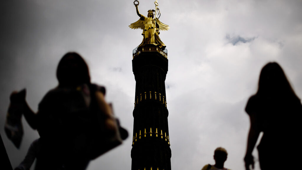 The End of Monuments of War - theTrumpet.com