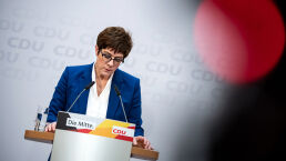 What Germany Needs Now Is &lsquo;Leadership and Charisma&rsquo;