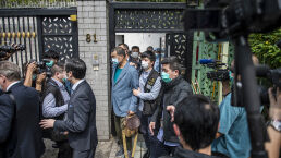 Coronavirus Is a &lsquo;Golden Opportunity&rsquo; for China to Take Over Hong Kong