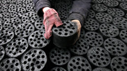 China Threatens to Cut Off Coal Imports From Australia