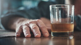 Third of Americans Binge Drink During COVID-19 Lockdowns