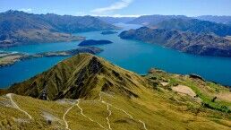 Mega-Rich Build Bunkers in New Zealand