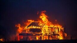 Nearly 1,000 Homes Destroyed in Colorado Wildfire