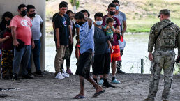 Texas Orders Troopers to Deport Migrants