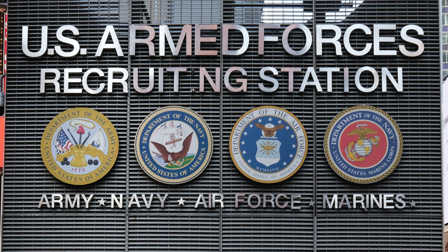 U.S. Military Faces Recruitment Crisis | theTrumpet.com