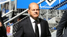 The Scandal That Could End Scholz