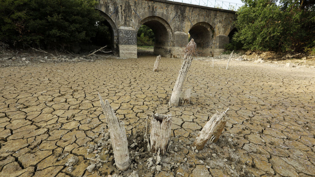 Historic Droughts Expose Warnings From Europe's Past - Vimarsana News