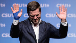 Guttenberg: A Comeback in Humility?