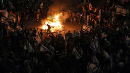 Leaked Files Suggest Mossad Is Supporting Israeli Protests