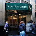 U.S. Stocks Fall Amid Banking Jitters