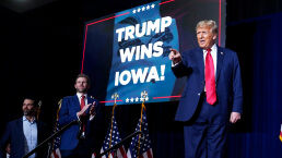 Donald Trump: Loved by Iowans, Hated by the Apparatus