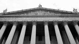 Supreme Court Puts Trump Back on the Ballot