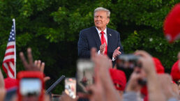 The Trump Tide Is Rising Again