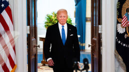 Democrats Call on Biden to Drop Out