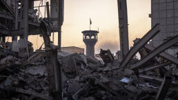 Guttenberg: Iran &lsquo;Not as Easy&rsquo; to Bring Down