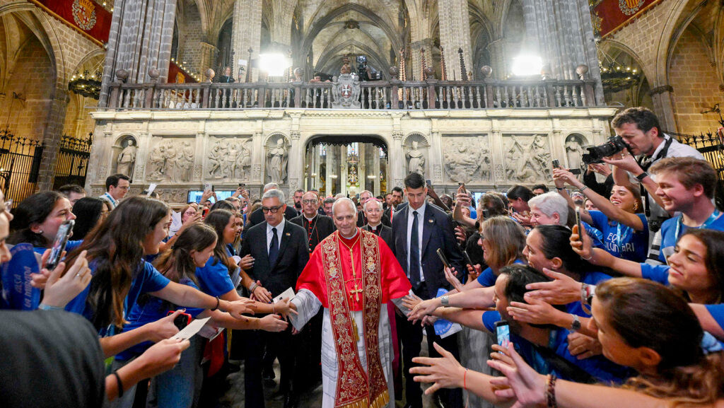Pope Glorifies Spain’s History, Attacks U.S. and Israel