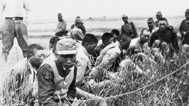 Softening the Past&mdash;Japan Keeps Rewriting the Nanjing Massacre
