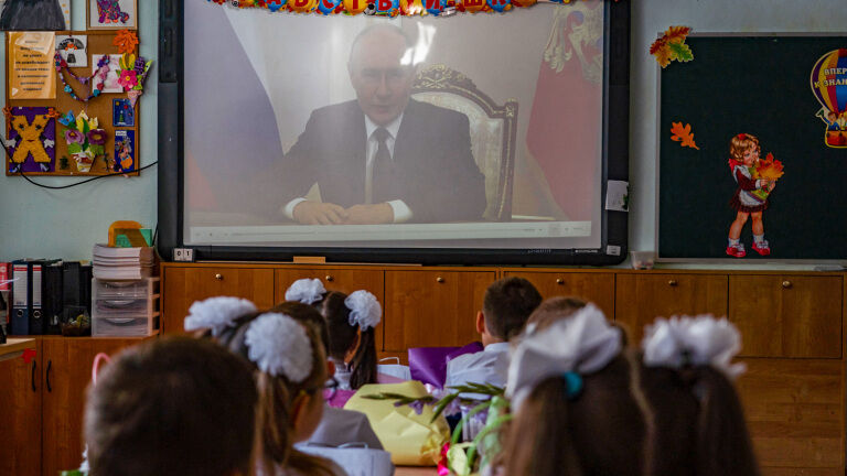 Russia&rsquo;s Schools Are Training the Next Generation for War