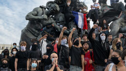 Riots or Rosaries: France&rsquo;s Stark Choice